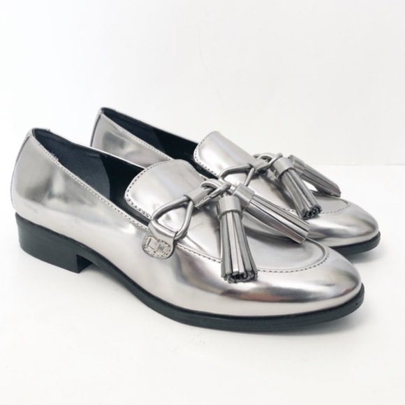Marc Fisher Envy2 Metallic Silver Pewter Faux Leather Tassel Loafers - 7.5 - Picture 16 of 16
